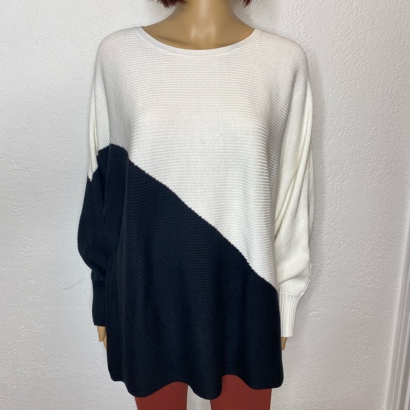 🆕 Vince Camuto Asymmetrical Color Block Cuffed Sleeve Crew Neck Sweater Size L - Picture 2 of 11